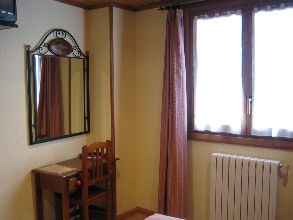 Casa La Abadia Guest House Cerler Room photo